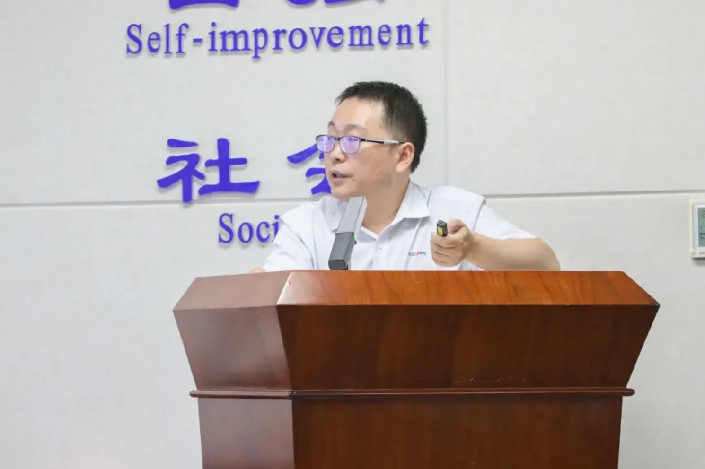 雄鷹巔峰交融，共探數(shù)字交付，鑄就輝煌偉業(yè) | 熱烈歡迎河南宏業(yè)建設(shè)管理股份有限公司參訪(fǎng)我司